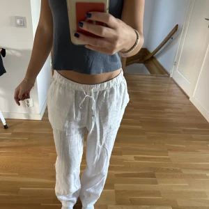 Linnebyxor - Jättefina linnebyxor från hm i storlek S💗🙌🏼🙌🏼 frakten ingår ej i priset!!