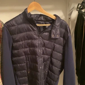 Ralph lauren cardigan - Nyskick, storlek S Nypris 2700 Pris kan diskuteras