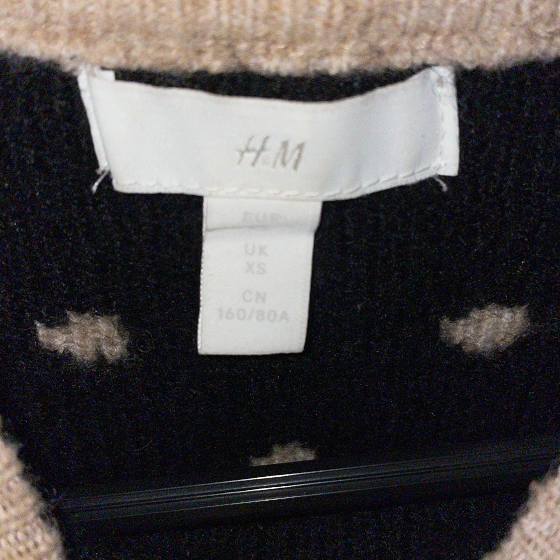 Prickig stickad tröja - 90