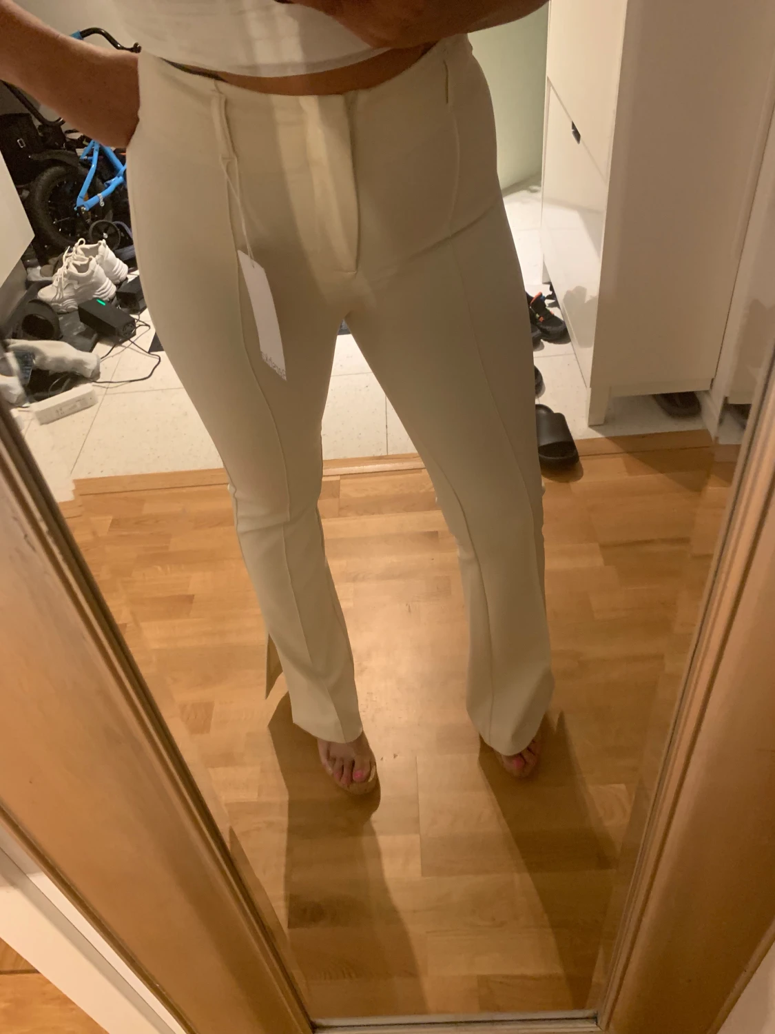 Kostymbyxor cream stl36 nya  - 90