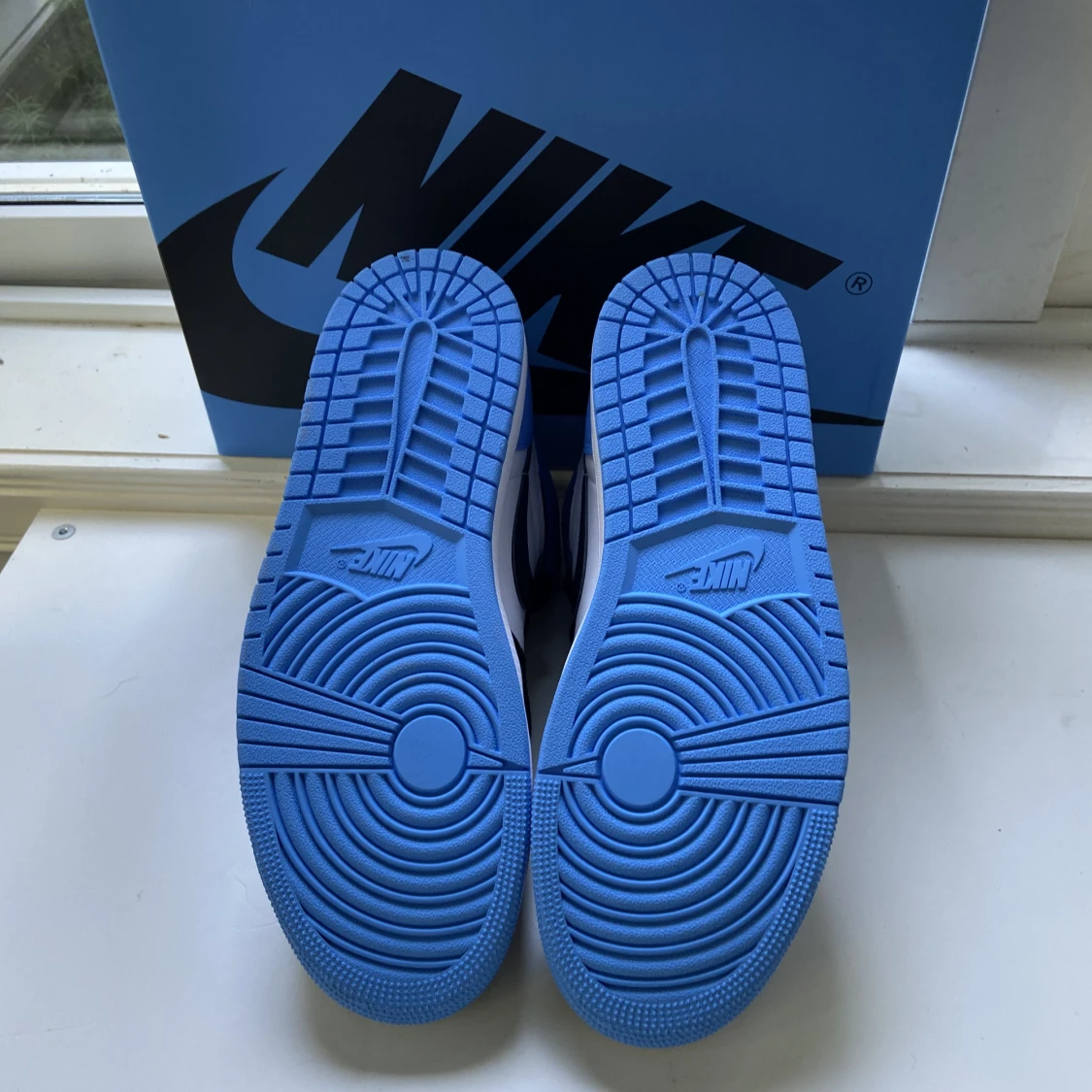 Jordan 1 high unc toe storlek 43 DS - 91