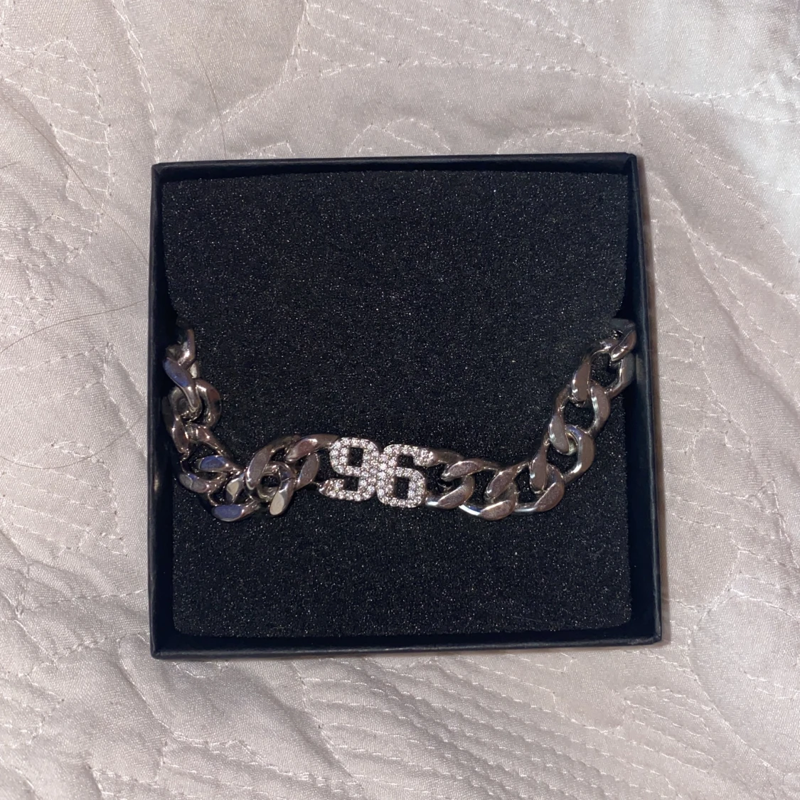 Alice stenlöf halsband  - 90