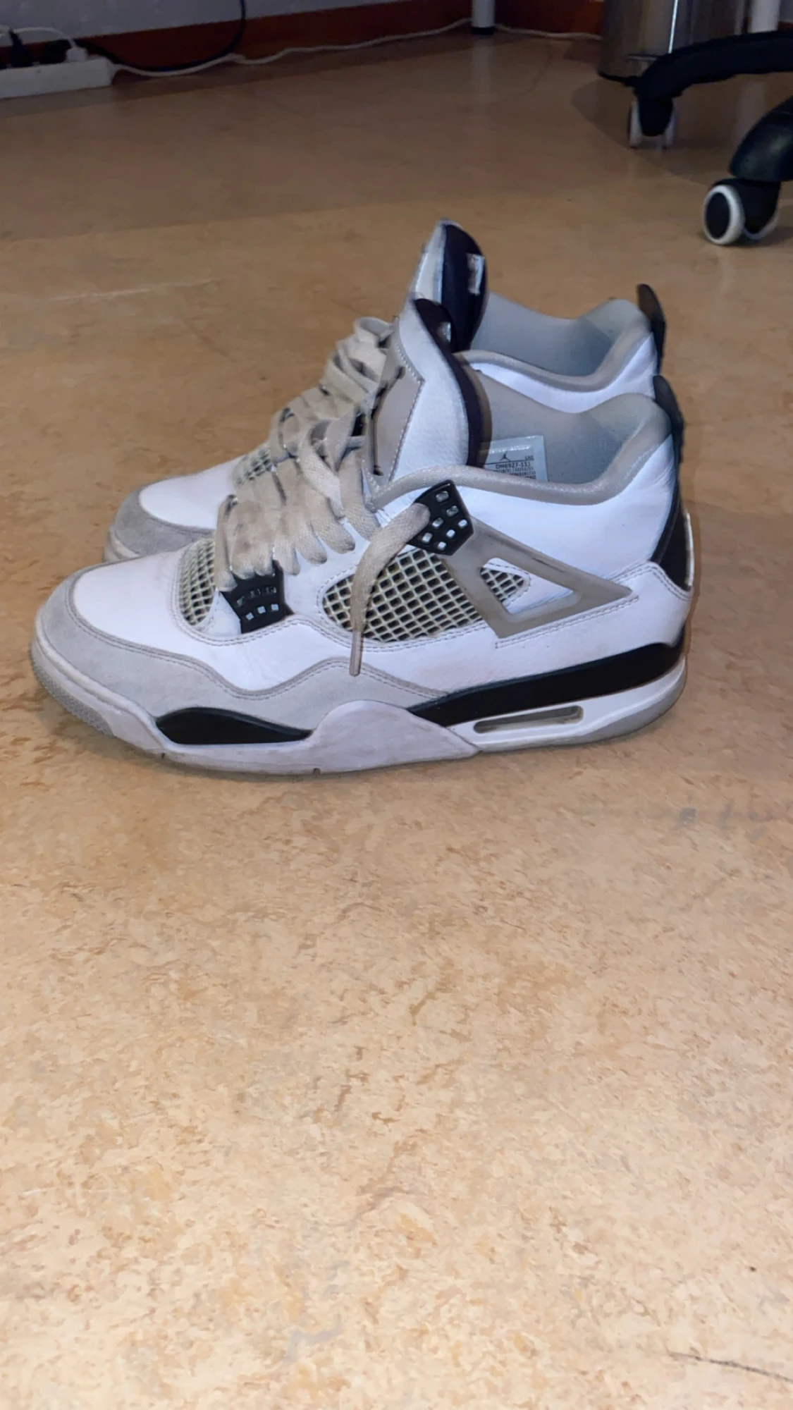 Jordan 4 Military Black | 40,5