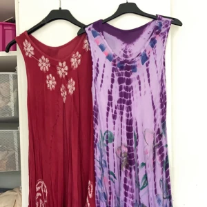 Vardags klänning - Storlek S använt några gånger men annars är dom i bra skick. Du får båda för 100kr 1 klänning kostar 50kr. 