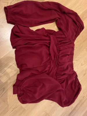 Klänning  - Oanvänd 