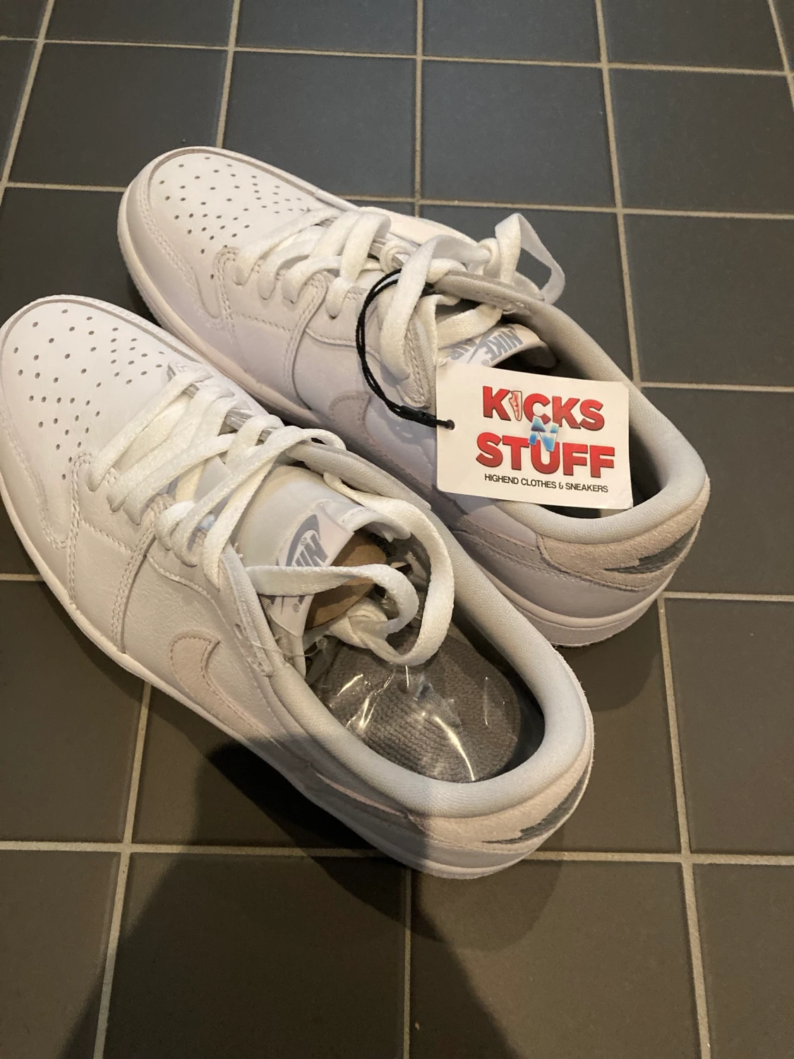 Nike Air Jordan 1 Low (OG) - 90