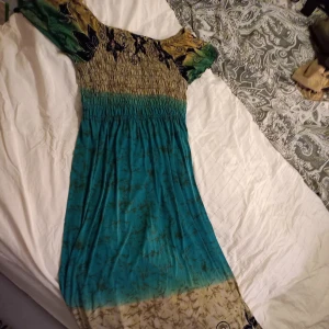 Klänning  - Lång sommarklänning  