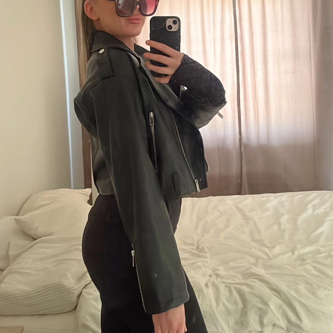 Svart skinnjacka  - 90