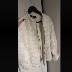 Jacka - Så fin men kommer tycärr inte till användning 