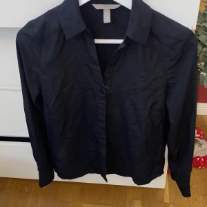 Skjorta från hm - Skjorta från hm Storlek xs