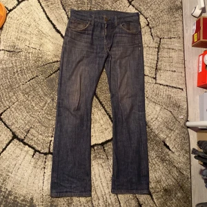 Levi’s 507 - Säljer dessa Levi’S 507 med Bootcut/ flared passform. Skick 8/10. Skriv järna vid minsta lilla fundering 