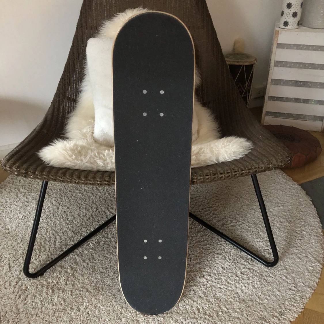 globe skateboard - 90