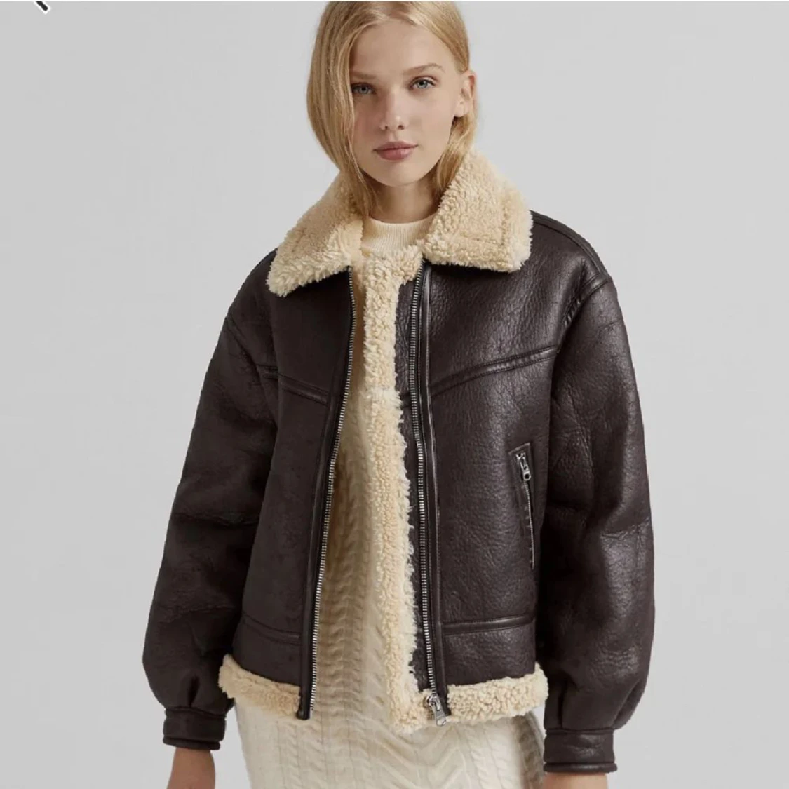 Jättefin brun skinnjacka  - 90