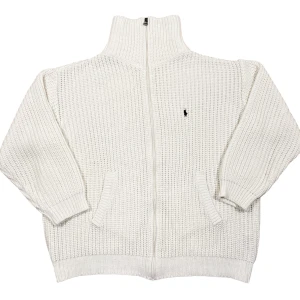 Stickad Ralph Lauren Full-Zip - Vit full zip-up från Ralph Lauren. Bra skick! Storlek L. Ställ gärna frågor!😊