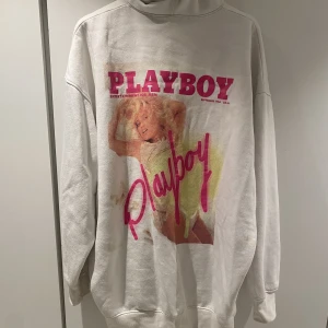 Playboy hoodie - Supersnygg och skön Playboy hoodie i storlek L