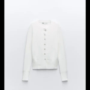 Söt kofta från Zara  - Om ni är intresserade skriv till mig först, använd inte köp nu!!!💓💓