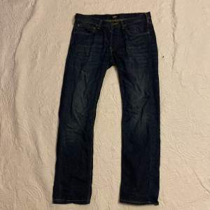 Snyggt par Lee Daren jeans i storlek W31L32!