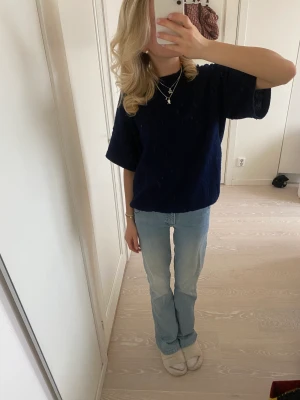 Stickad tshirt  - Såå fin stickad tshirt i alpackaull från märket baby alpacka❤️ sparsamt använd och nypris var ca 1000kr