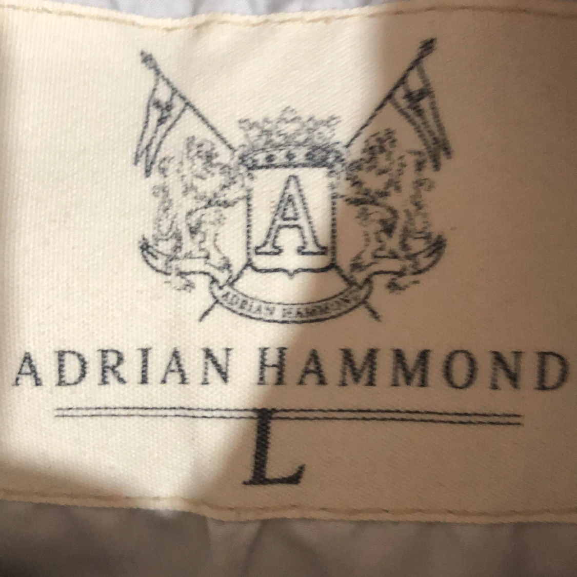  Vit A.Hammond Jacka  - 90