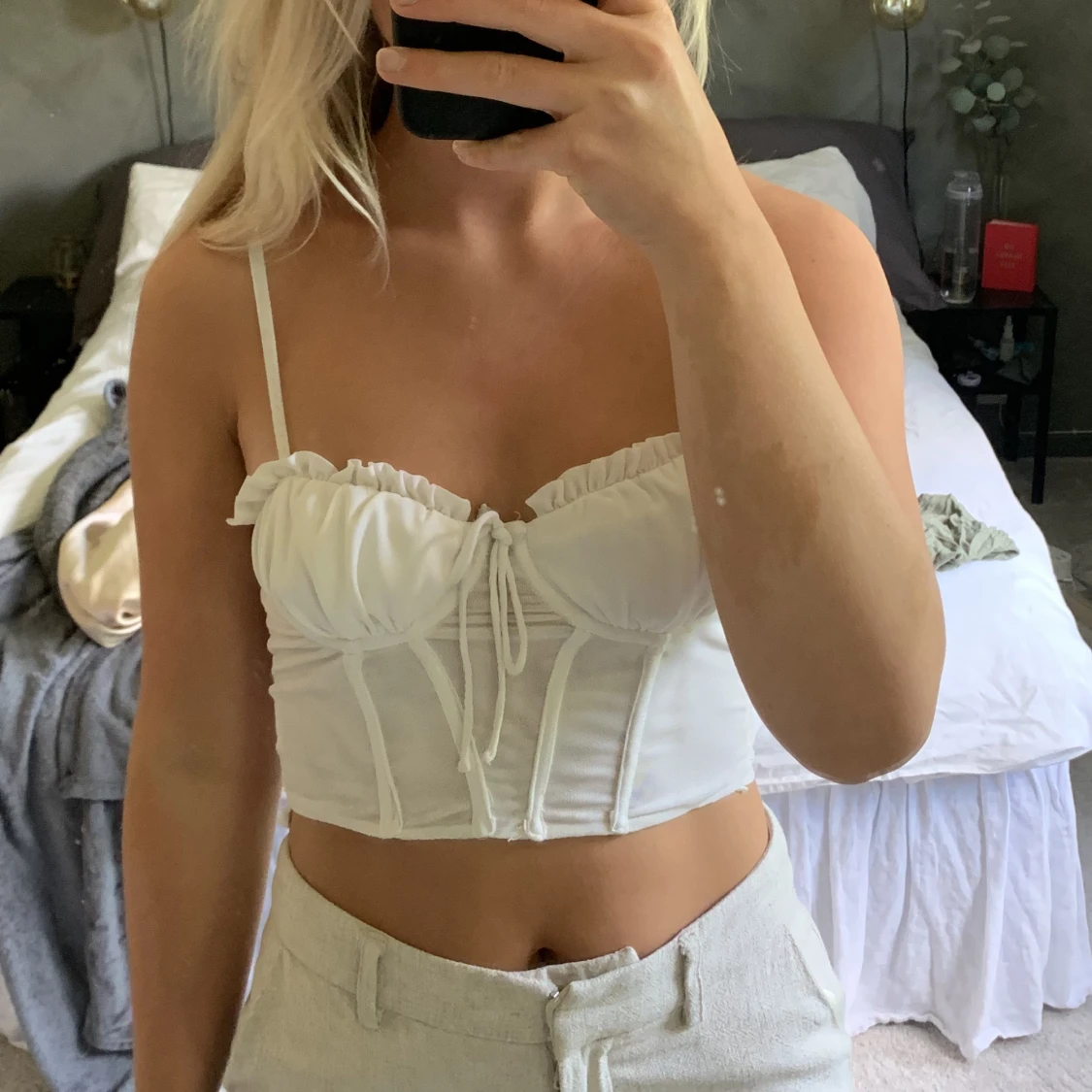 Vit korsetttopp från Nelly