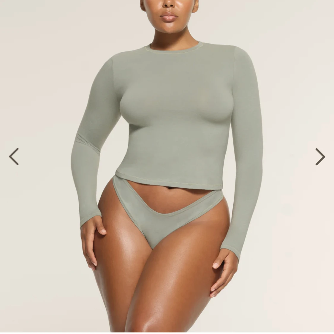 SKIMS LONG SLEEVE T-SHIRT