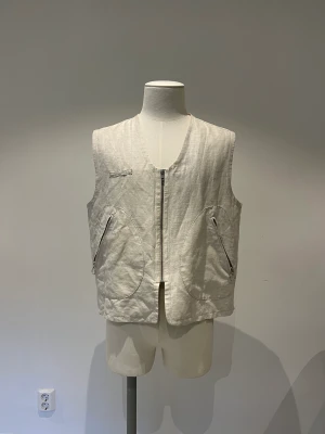 Lhomme rouge väst - Färg: Vit Storlek: M