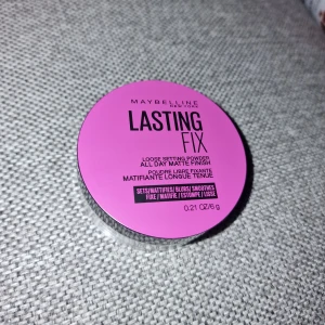 Setting powder - Helt ny och oanvänd setting powder