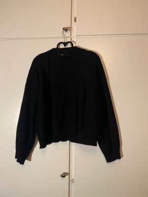 Kofta - Superfin kofta från bik bok som är i bra skick💕