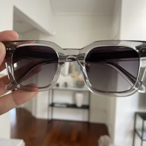 Chimis ny skick - Äkta chimis glasögon nypris 1250 Ny skick har haft dem i en månad, använda bara några få gånger.