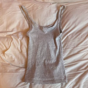 Grått linne - Grått linne från H&M 💕 inga defekter