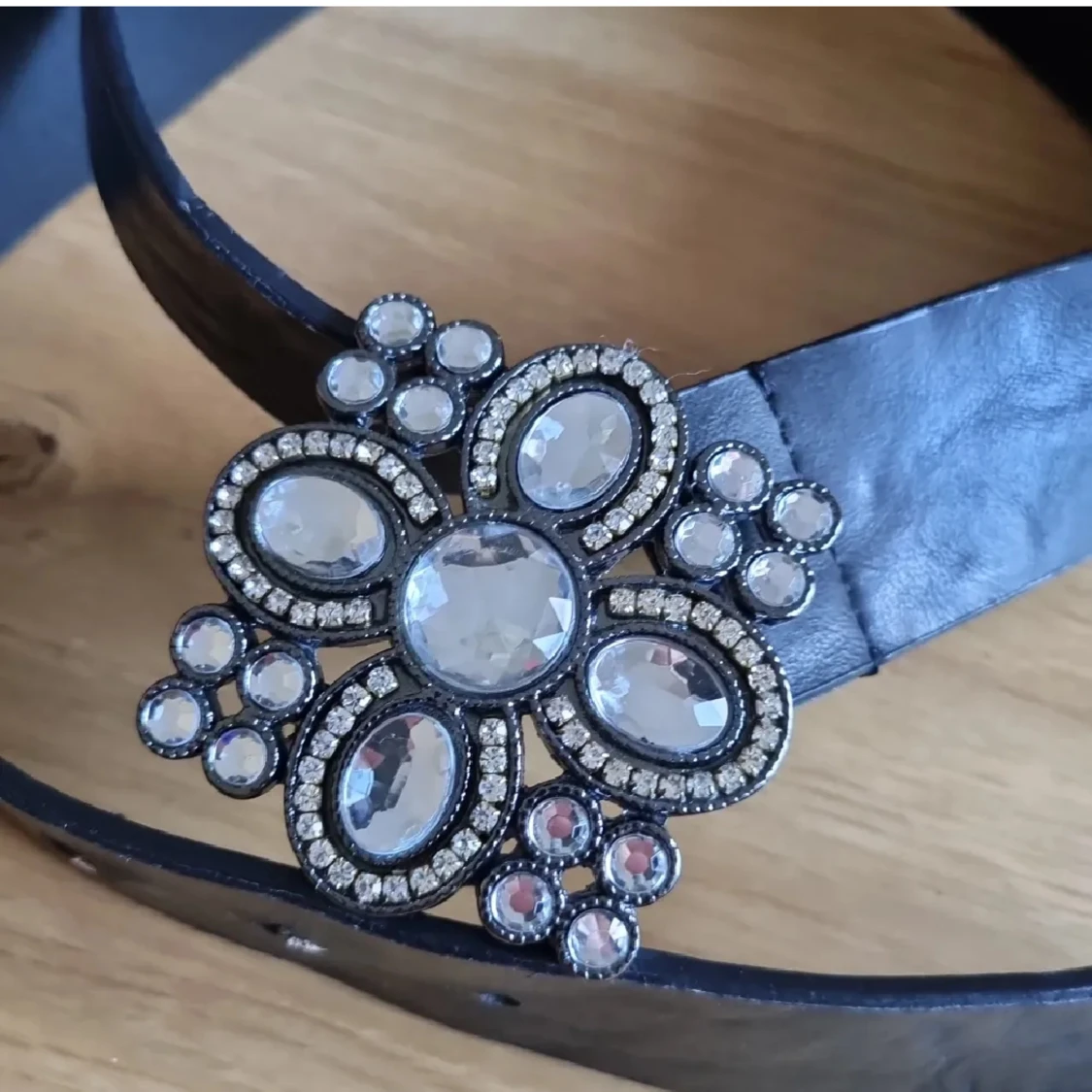 Y2k chunky bälte med strass - 90