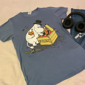 Mumin tshirt - Mumin tshirt i storlek M/L