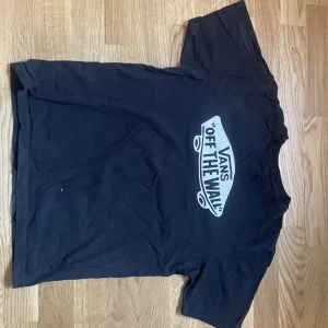 Vans t-shirt - Bra skick knappt använd