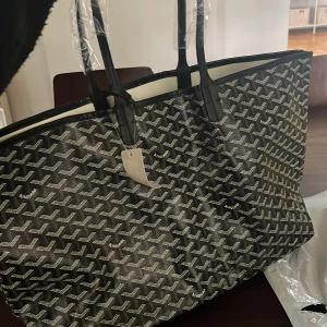 Goyard väska - Helt ny Goyard liknande väska, säljer då det ej går att returnera💗