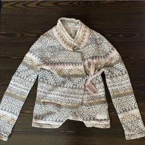 Odd Molly  - Söt och varm kofta 