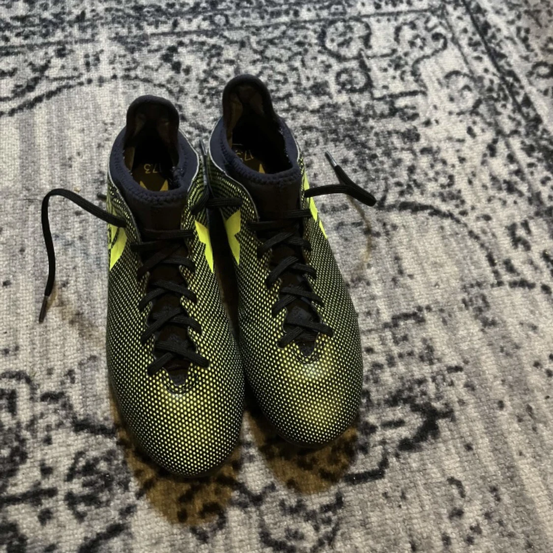 Adidas Fotbollskor  - 91