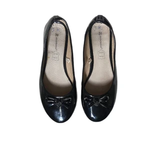 Svarta ballerina skor  - Har inskriva initialer syns på bilden. Kontakta vid intresse <3