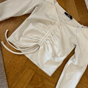 Crop top - Vit croppad tröja