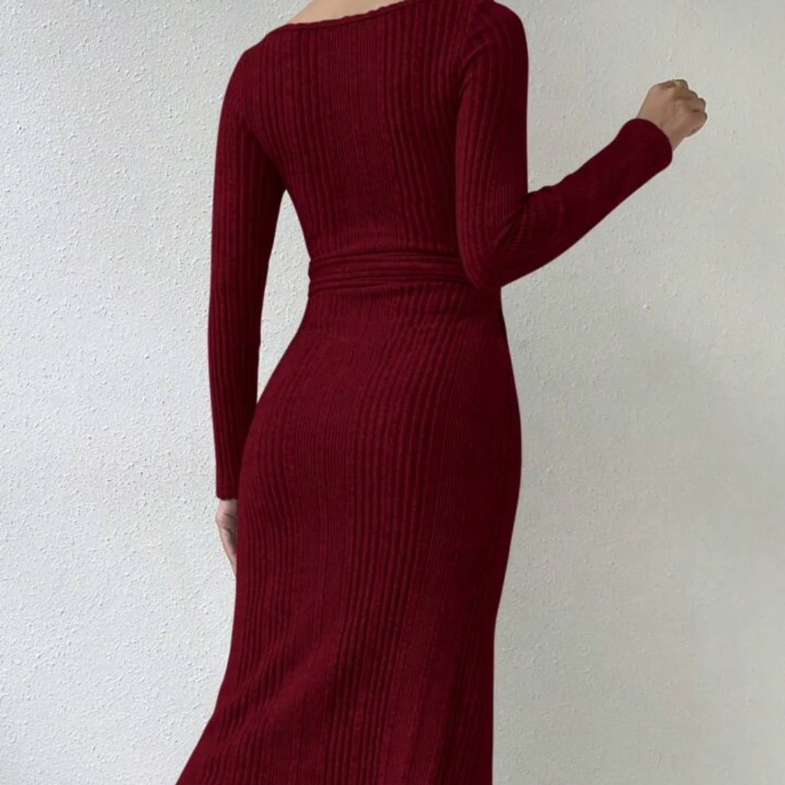 Snygg stickad klänning Röd Helt Ny! Stl S  - 91