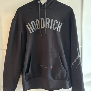 Hoodrich  - Hoddie från Hoodrich i storlek M. 