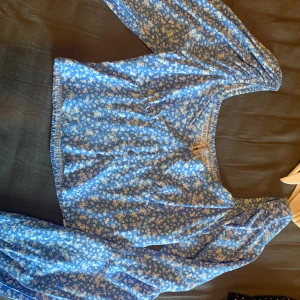 Topp från newyorker - Den köptes typ förra året men har max använd den typ 2ggr. 