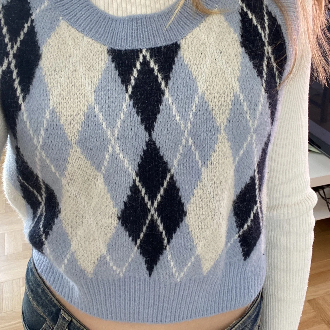 Supergullig väst från Monki! - 90