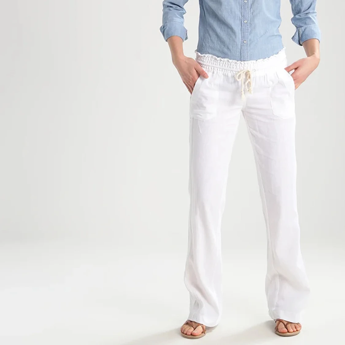 Roxy- lågmidjade linnebyxor