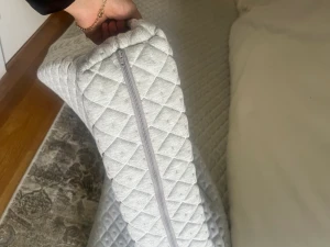 Bäddmadrass dubbel - Använd 2 gånger helt ny Kvitto finns köpta från pass of sweden Pris 3000kr Medicinsk för de som har diskbråck