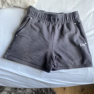 Shorts - Shorts från ICIW Storlek S Knappt använd