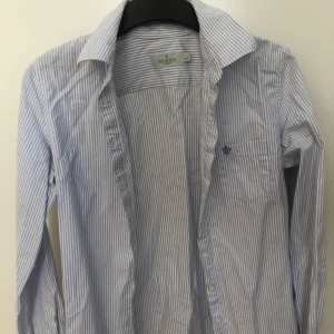 Morris damskjorta  - Randig skjorta från Morris. 