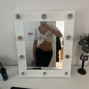 Zara topp - Säljer denna jåtte fina topp ifrån zara💕