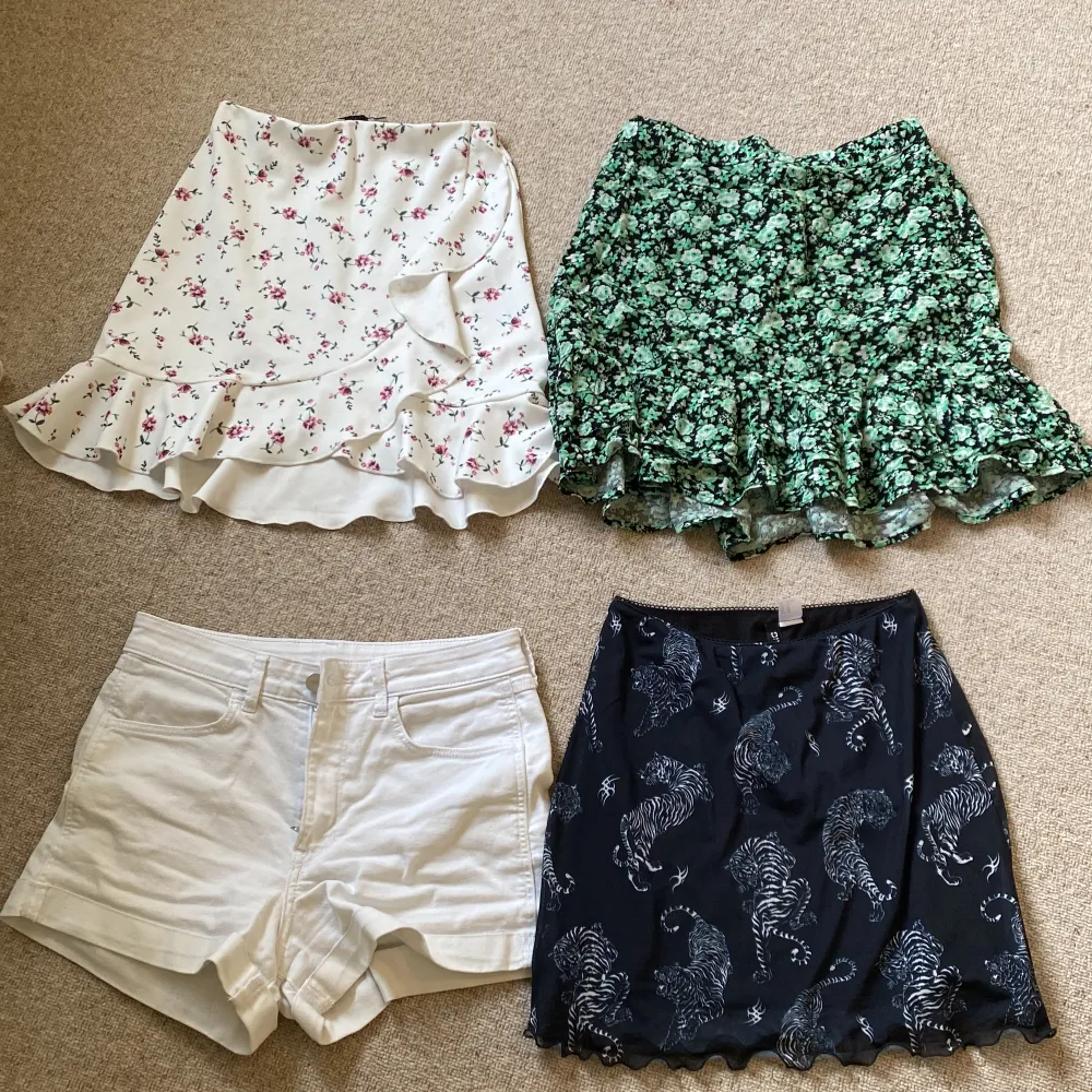 Tre olika kjolar samt ett par shorts säljer för sig. 20 kr st. Kjolar.