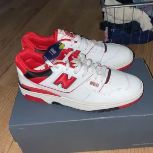 New balance skor - Aldrig använt dem! Så inprincip helt nya! Pris kan diskuteras vid snabb affär😎