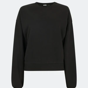 Sweatshirt  - Svart sweatshirt, använd fåtal gånger.